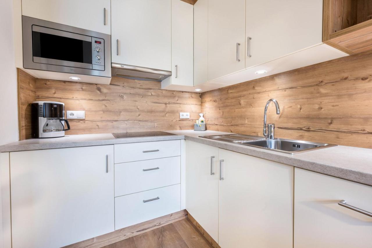 Haus Zur Vogelweide App 1 Apartment Dobbiaco Ngoại thất bức ảnh